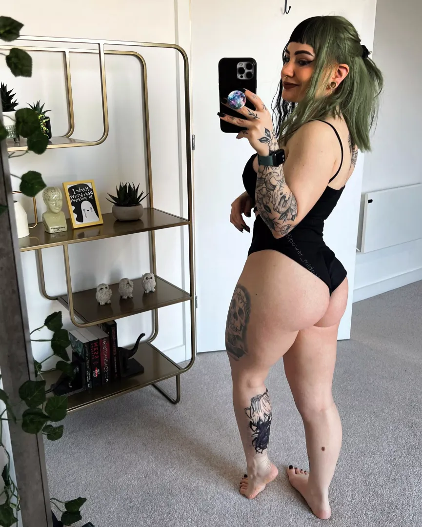 I need more tattoos 😭