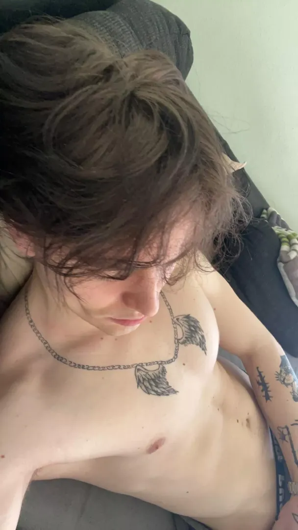 i need someone here