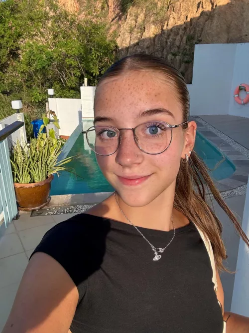 I need someone to marry me today