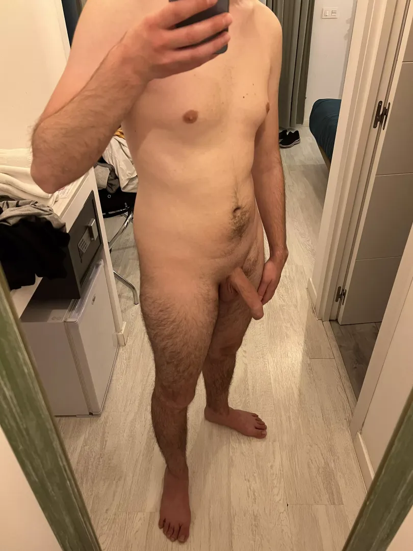 I need someone to put their tongue in