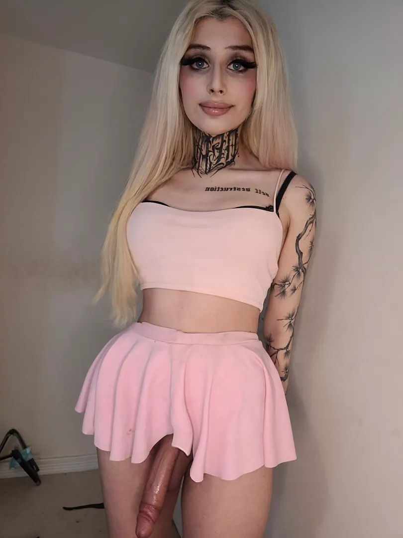 I need someone who will submit to me, get on their knees and suck me off whenever they see me wearing short skirts, is that you?
