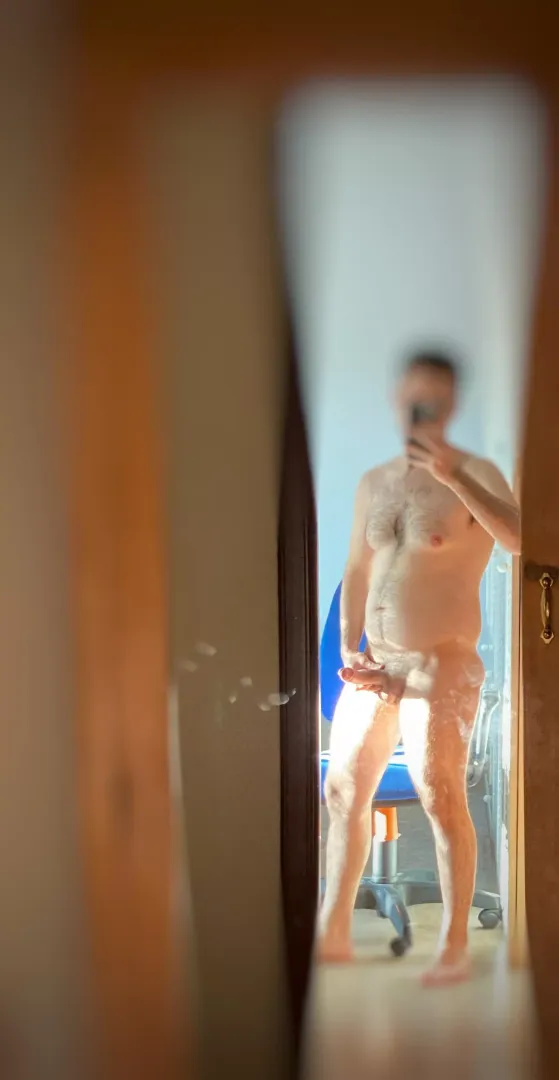 I need to clean the mirror