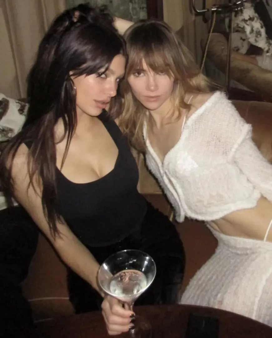 I need to get Bi for Camila Morrone and Suki Waterhouse so bad