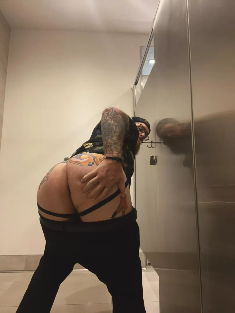 I need to play with another cock so bad