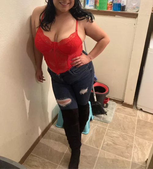 I need two guys who can handle this, any takers?