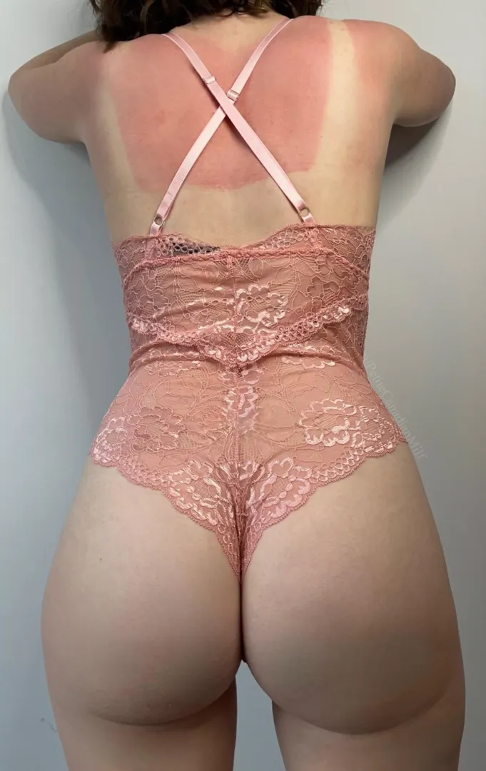 I need you to help me with cream on my back