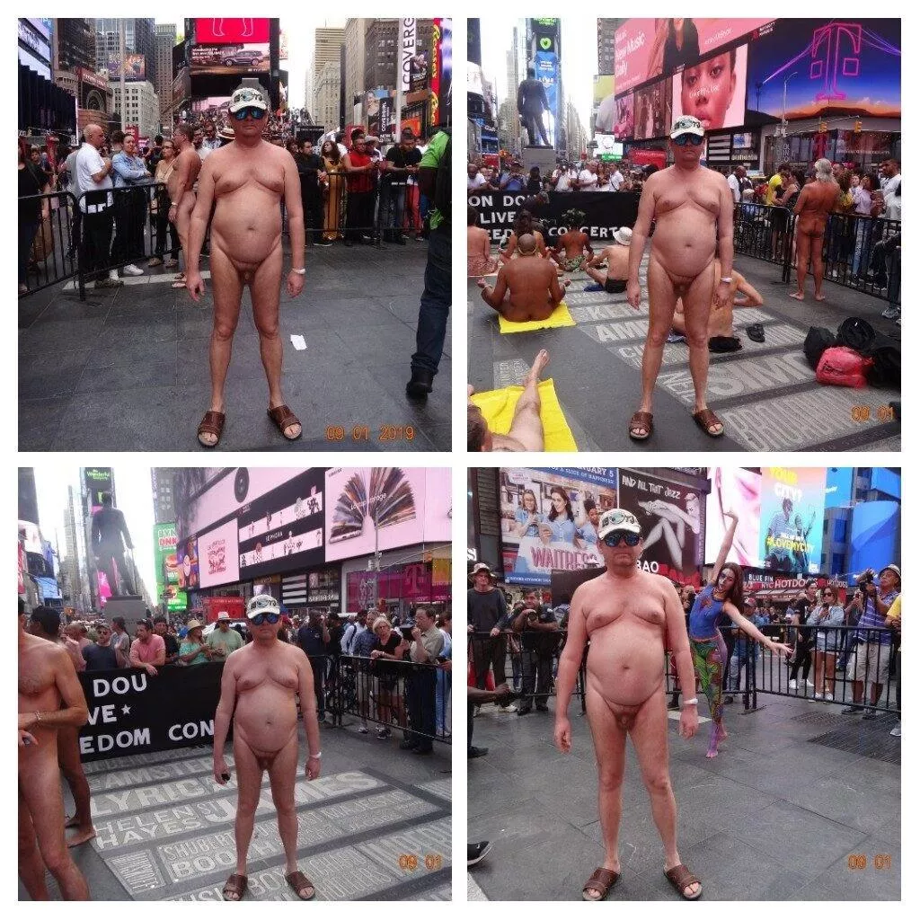 I pose for photo to everybody 