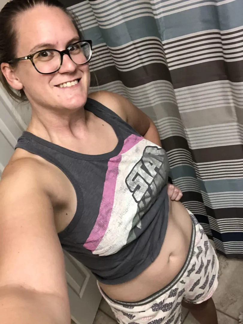 I think it's a law that you have to take a bathroom selfie after getting home from a workout.
