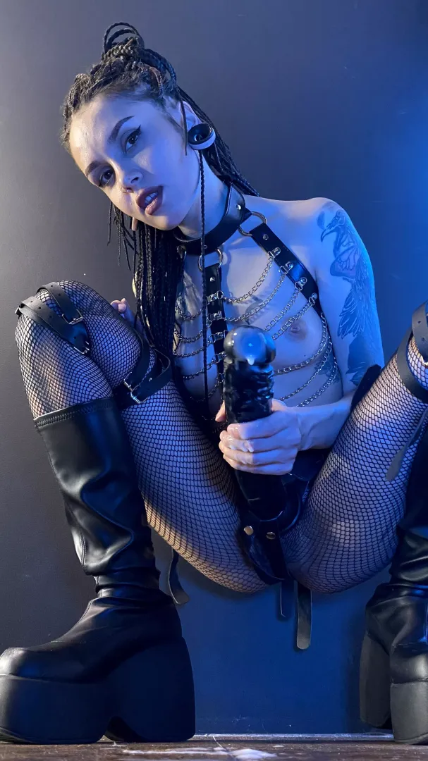 I think my cum will look great on your face
