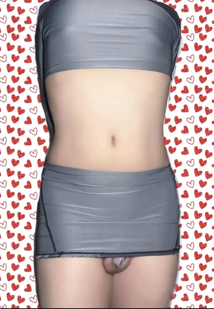I think my skirt is a little too short