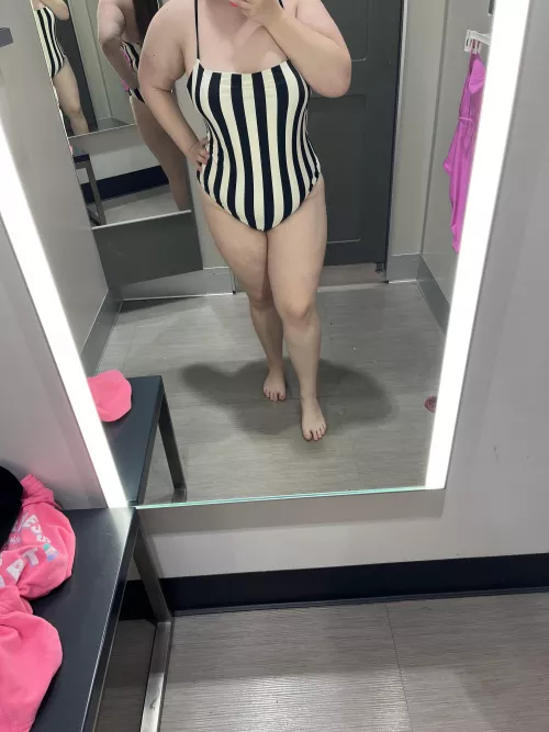 I tried this swimsuit on today I feel like it’s giving Beetlejuice vibes