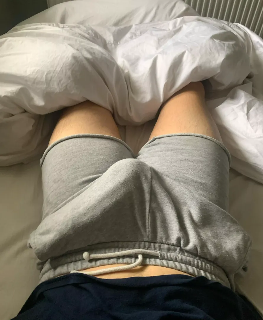 I wake up every morning with this 🎁 Need someone to gift it to, any volunteers? 😇