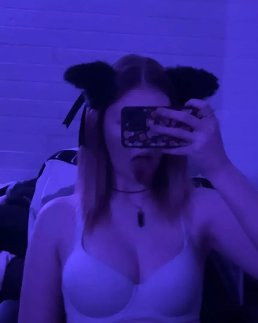 i wanna be a good kitty for you