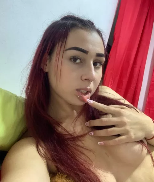 I wanna drain your balls using my mouth, would you let me?