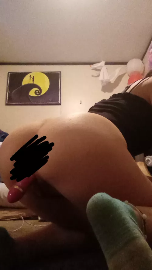 I wanna get my nails done message me 🫶🏼[online]