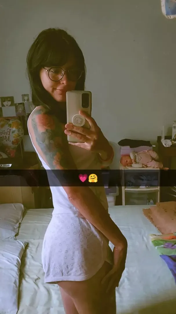 I want to squeeze your juices and touch your cock 💗😽 Let me see how you touch you 😻 How hard you are 🤩💵 Check my offers in [sext] [cam] & [gfe]!