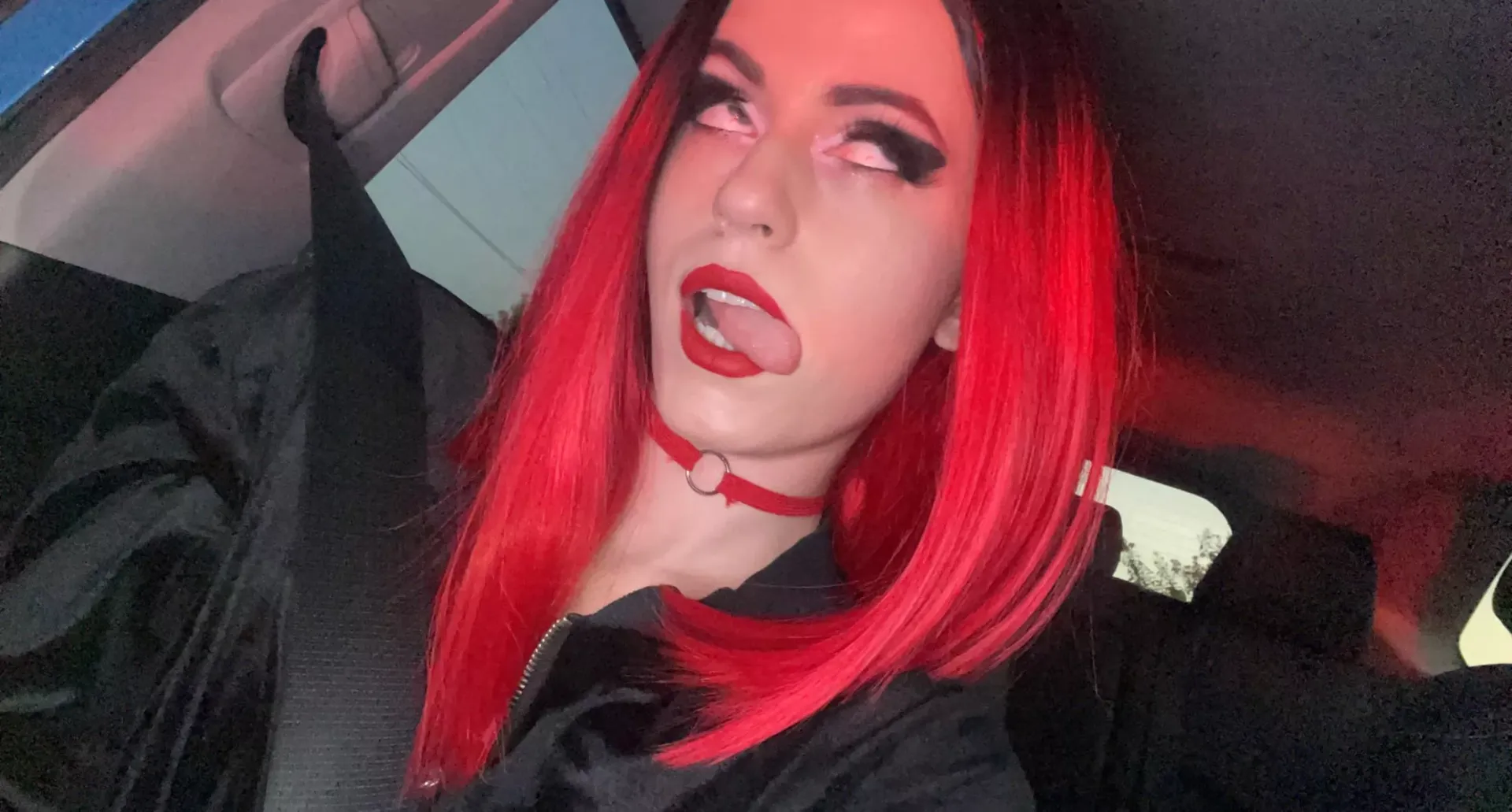 I want you to ruin my makeup…😈