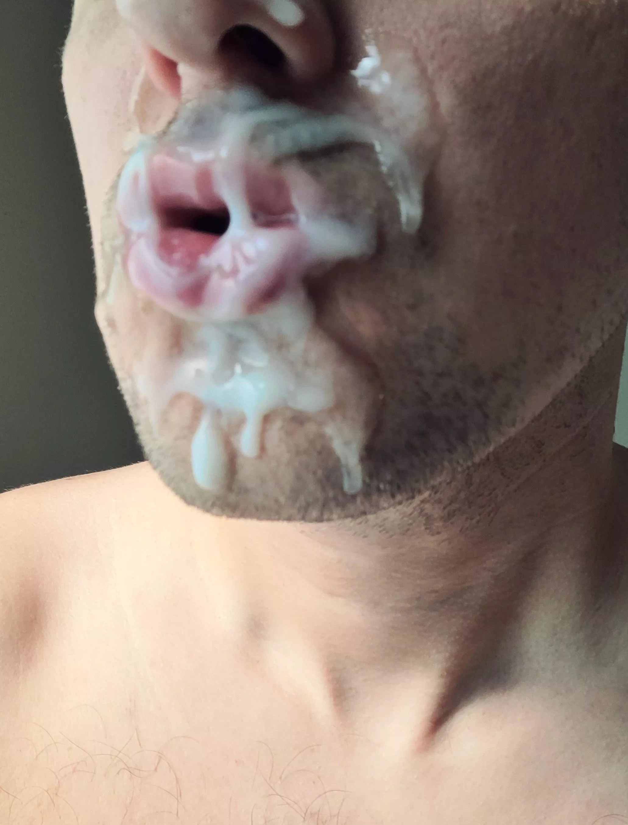 I was craving some cum, so I unloaded on myself