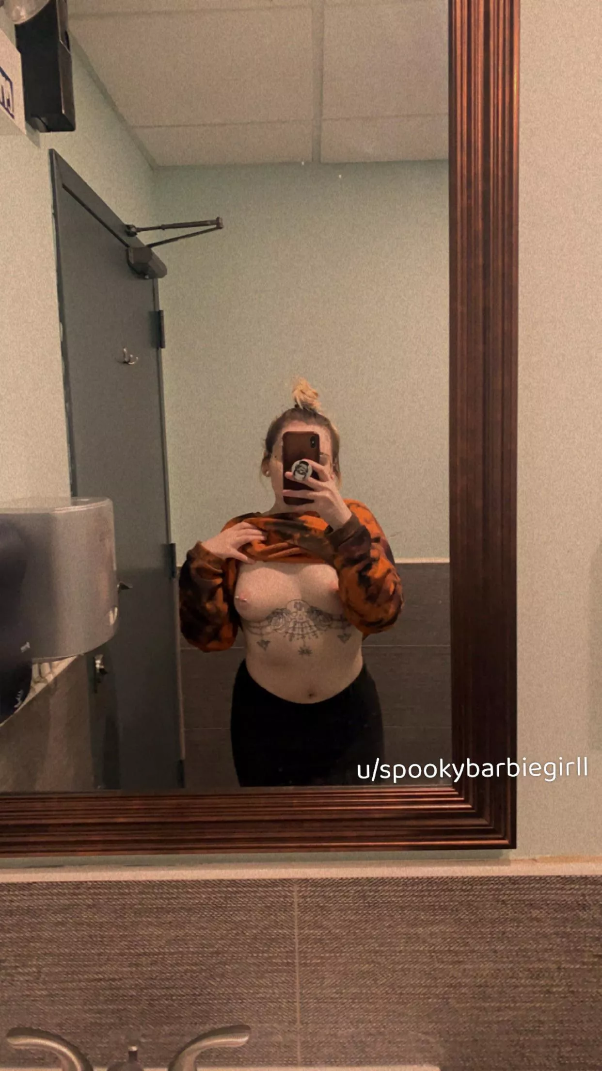 I was naughty in public yesterday 😋 I almost got caught