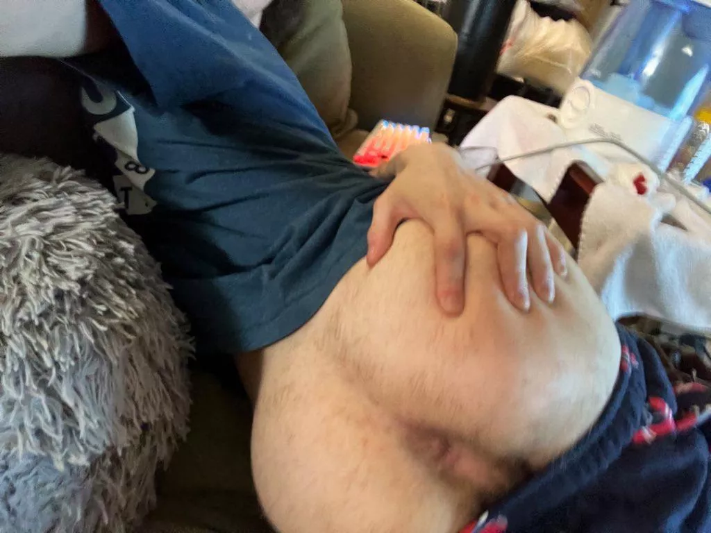 I was told the slight hair looks good af on me