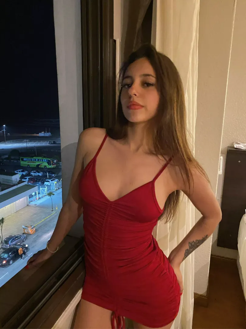 I wear this dress for our first date, where you taking me?