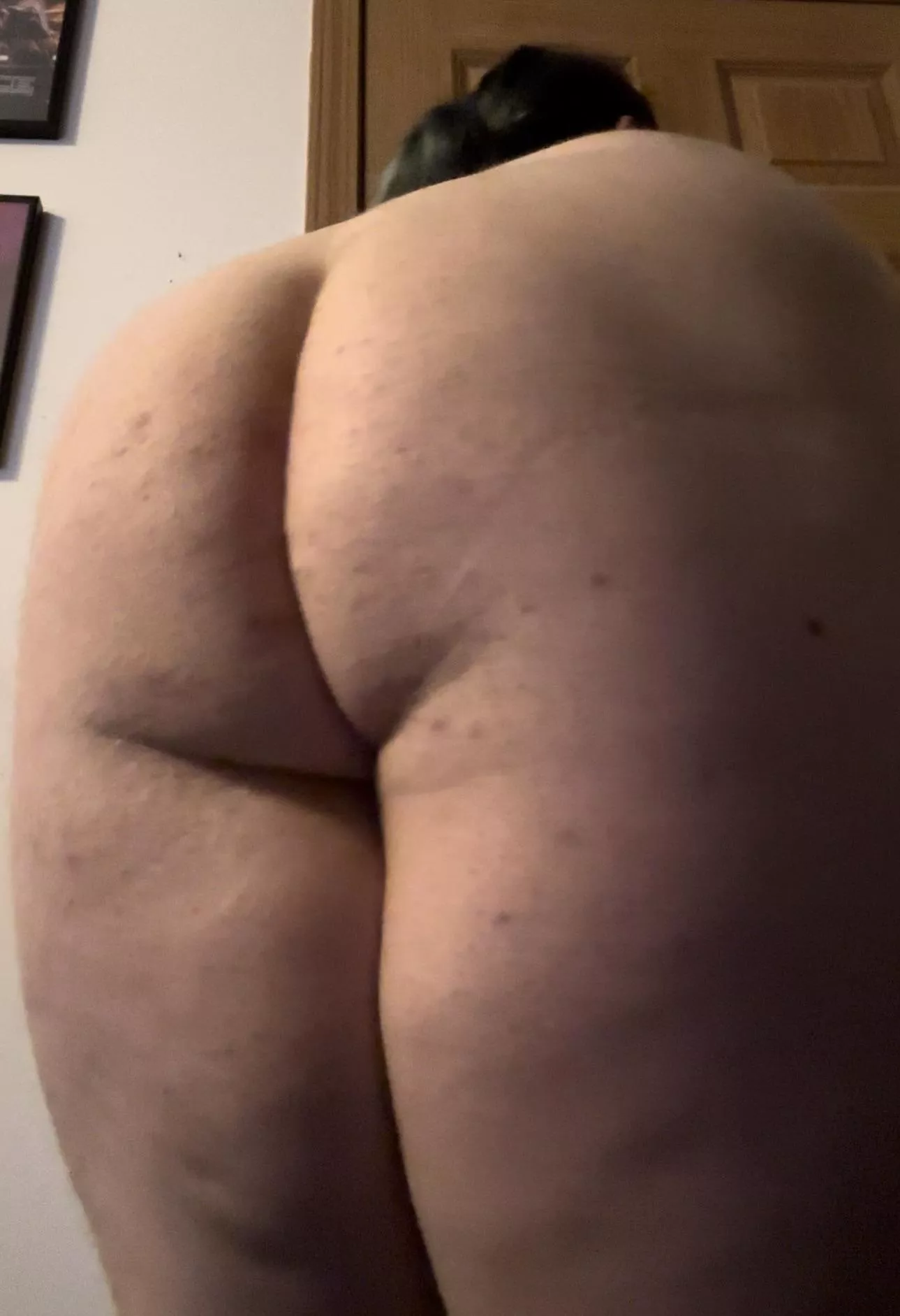 I wish I was getting your hot load pumped into my thick ass
