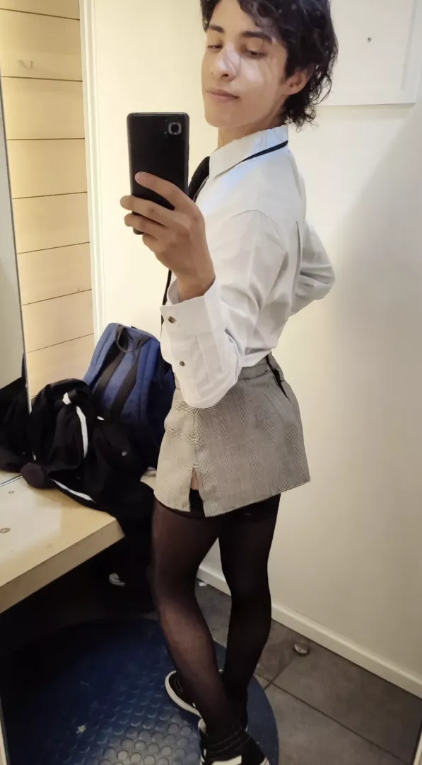 I wish my uniform had a shorter skirt 🥺