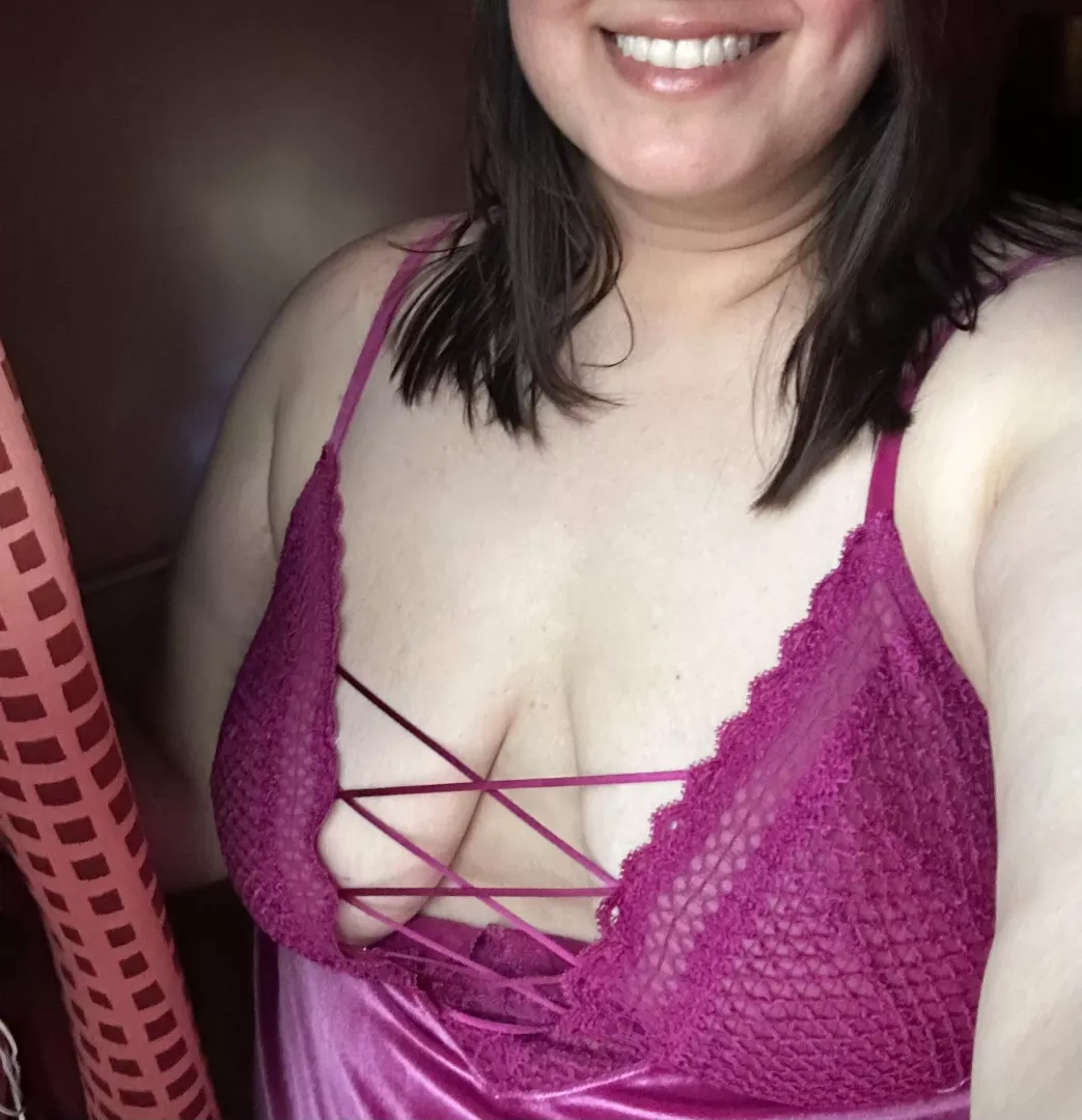 I wonder if the neighbors can see me