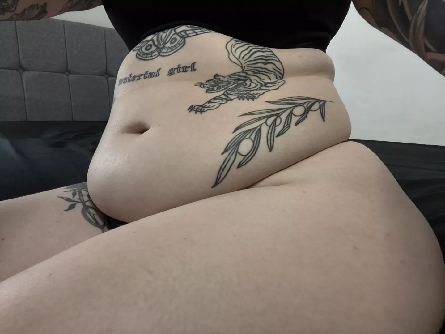 Idk what’s thicker, my stomach or my thighs