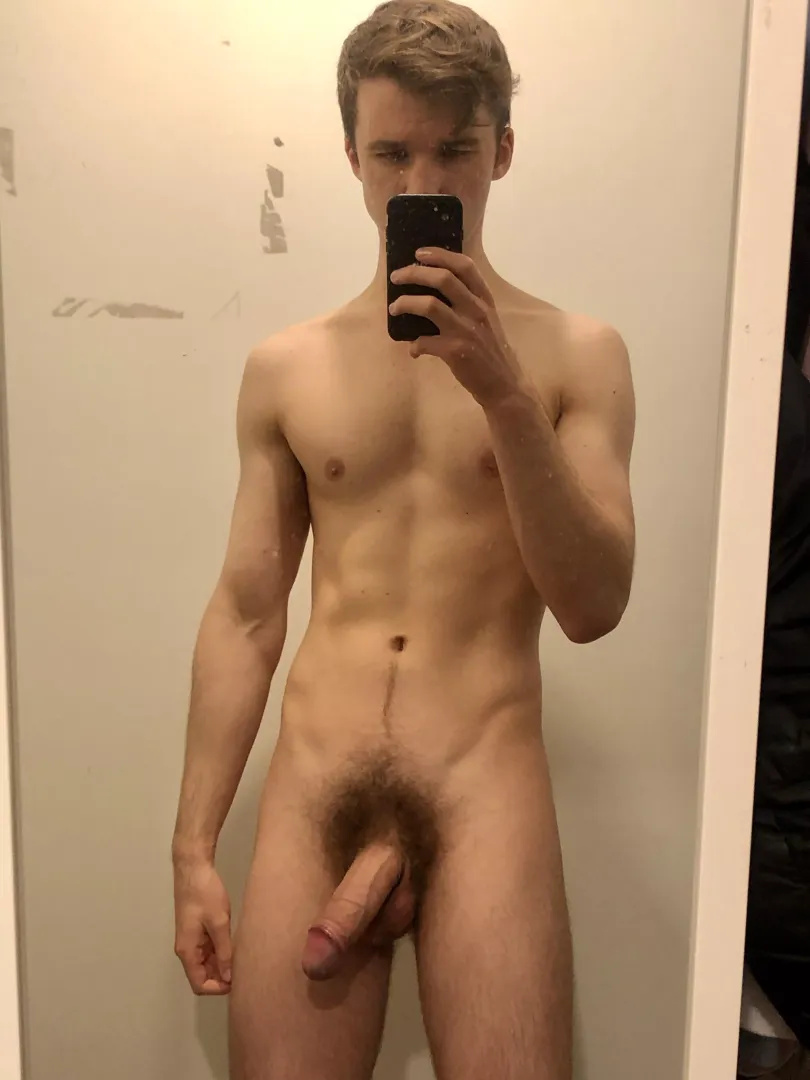 If I sent you this, would you send nudes back?