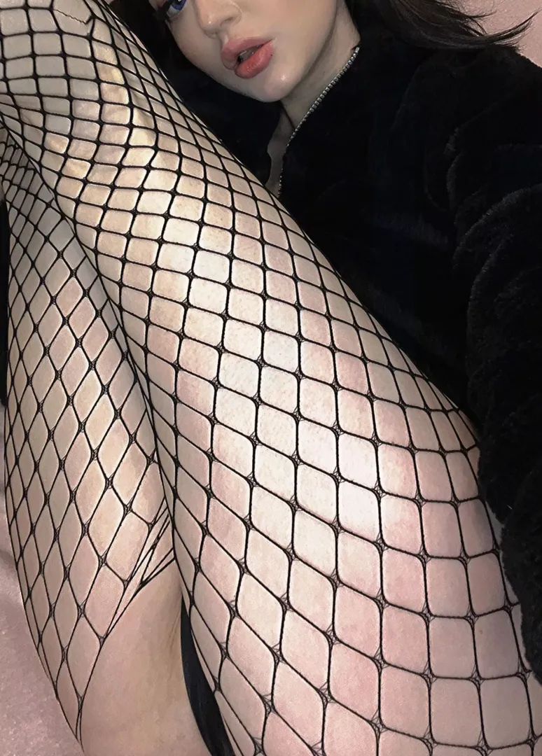 If my ass could talk, it would say 'spank me please