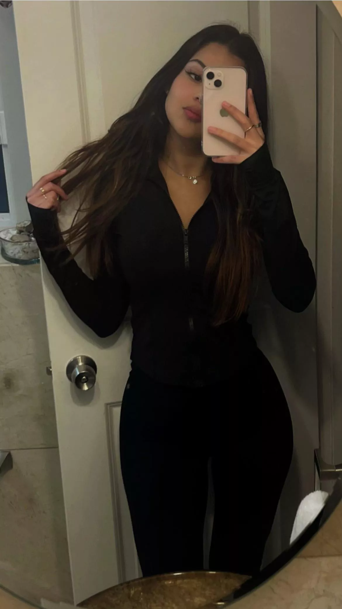 If you are gonna jerk off to my profile at least send me a vid 😈