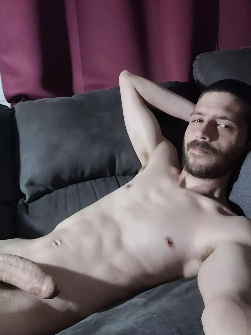 If you like what you see me page (34) i am french canadien sorry for me english.