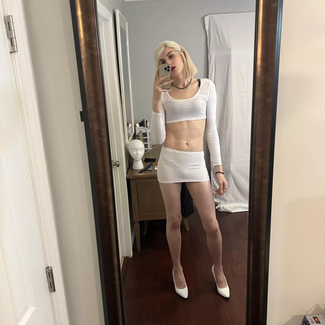 If you saw me in public would you stare at my little bulge?
