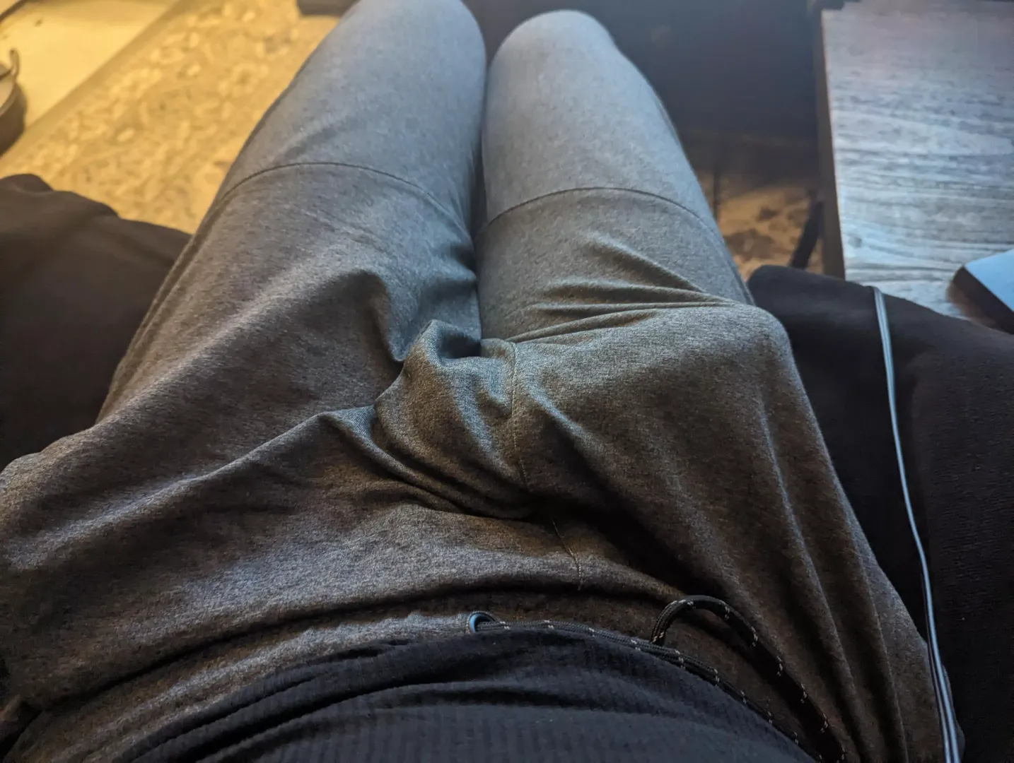 If you saw my huge bulge at the gym would you approach me?