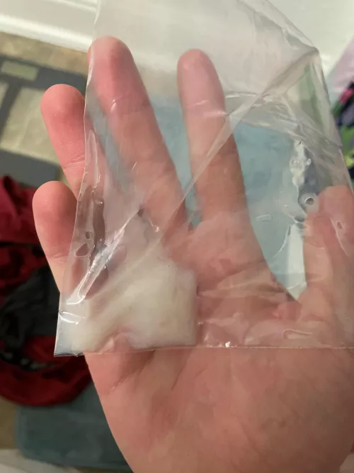 If you’d drink this sweet cock juice let me know 😏