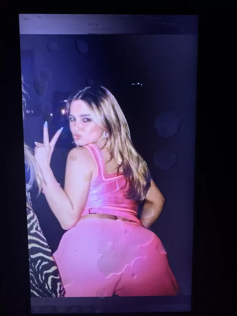If you’re bi feed me addison rae and give joi i’ll cum tribute her