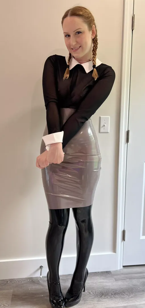 I’ll be your secretary if latex is the dress code