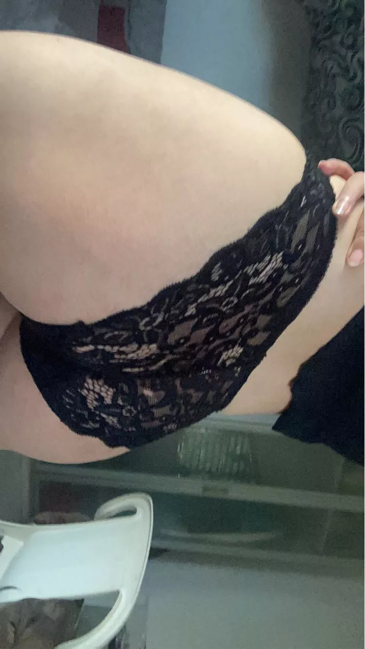 I'll bring nothing but my ass and some perfume on me.