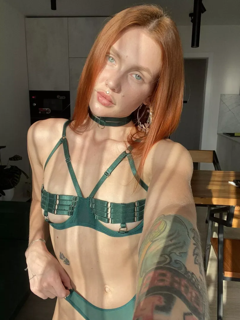 I'll meet you today in this underwear