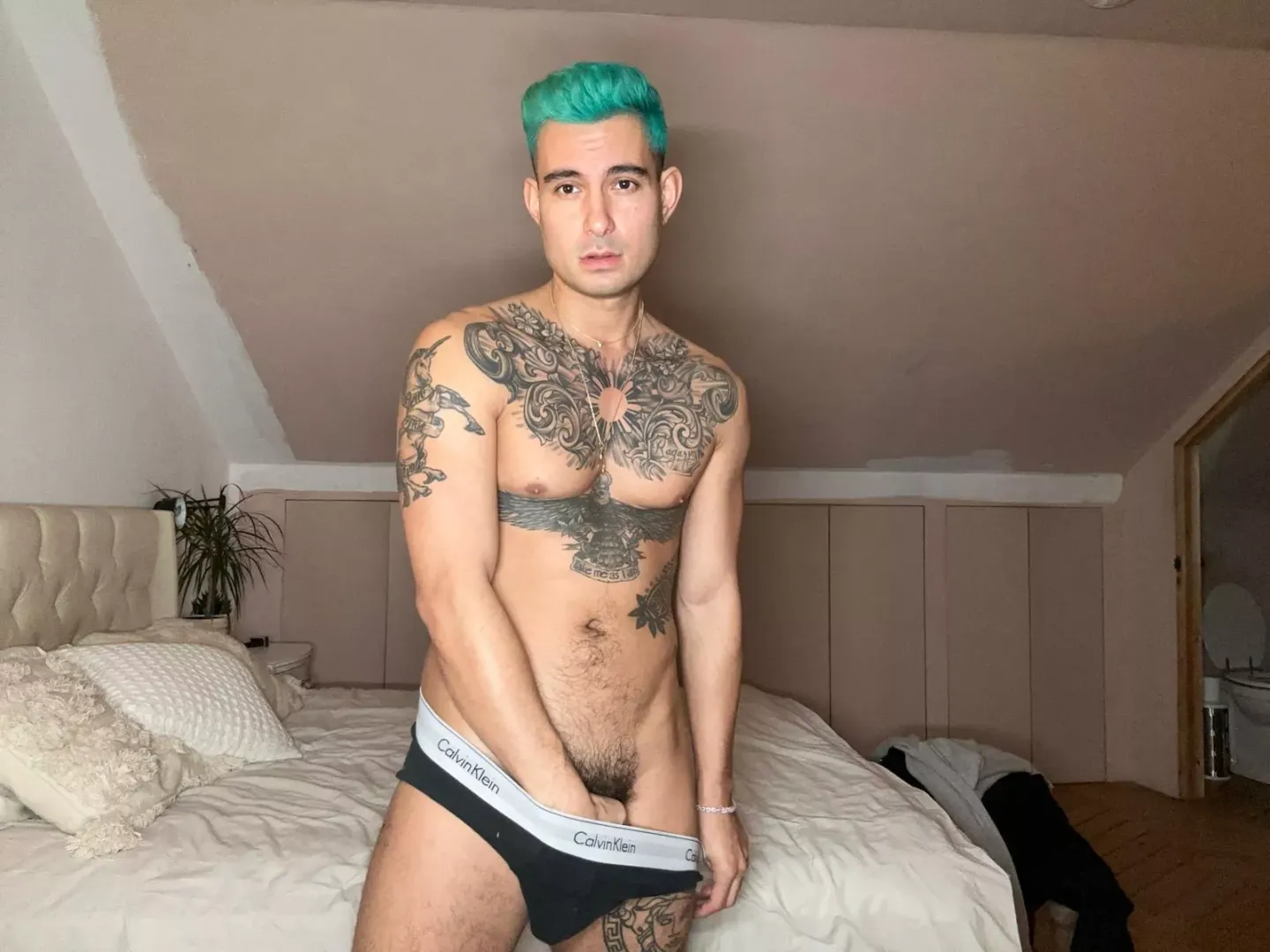 I'll suck your dick if you suck mine