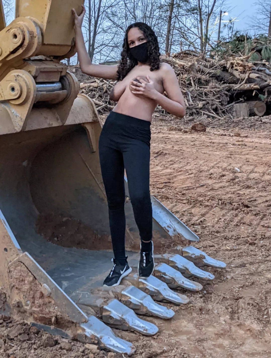 I'll visit you at work and your girlfriend will never know!