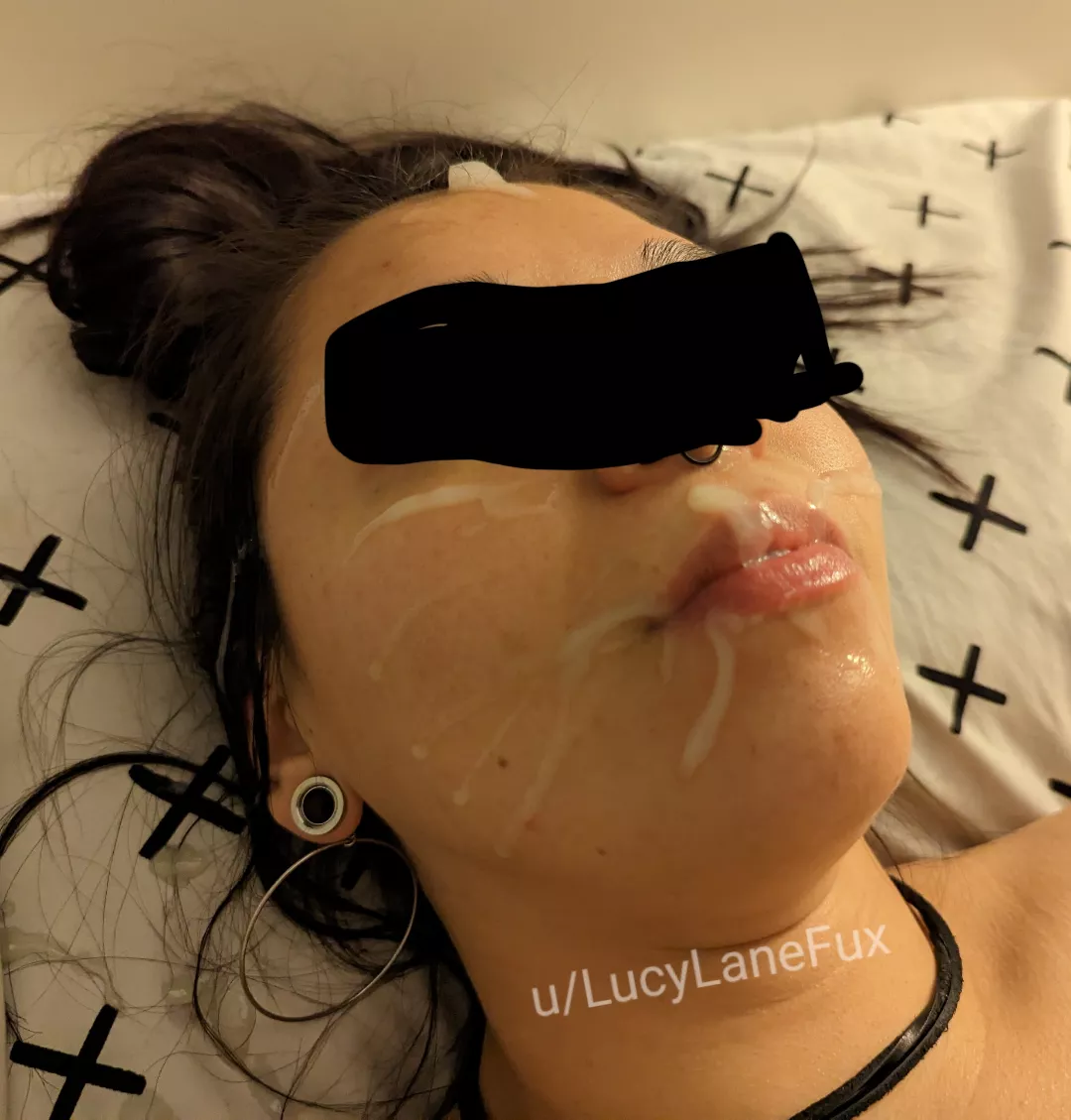 I'm a cum addicted milf