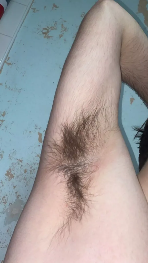I’m a hairy boy 🥰