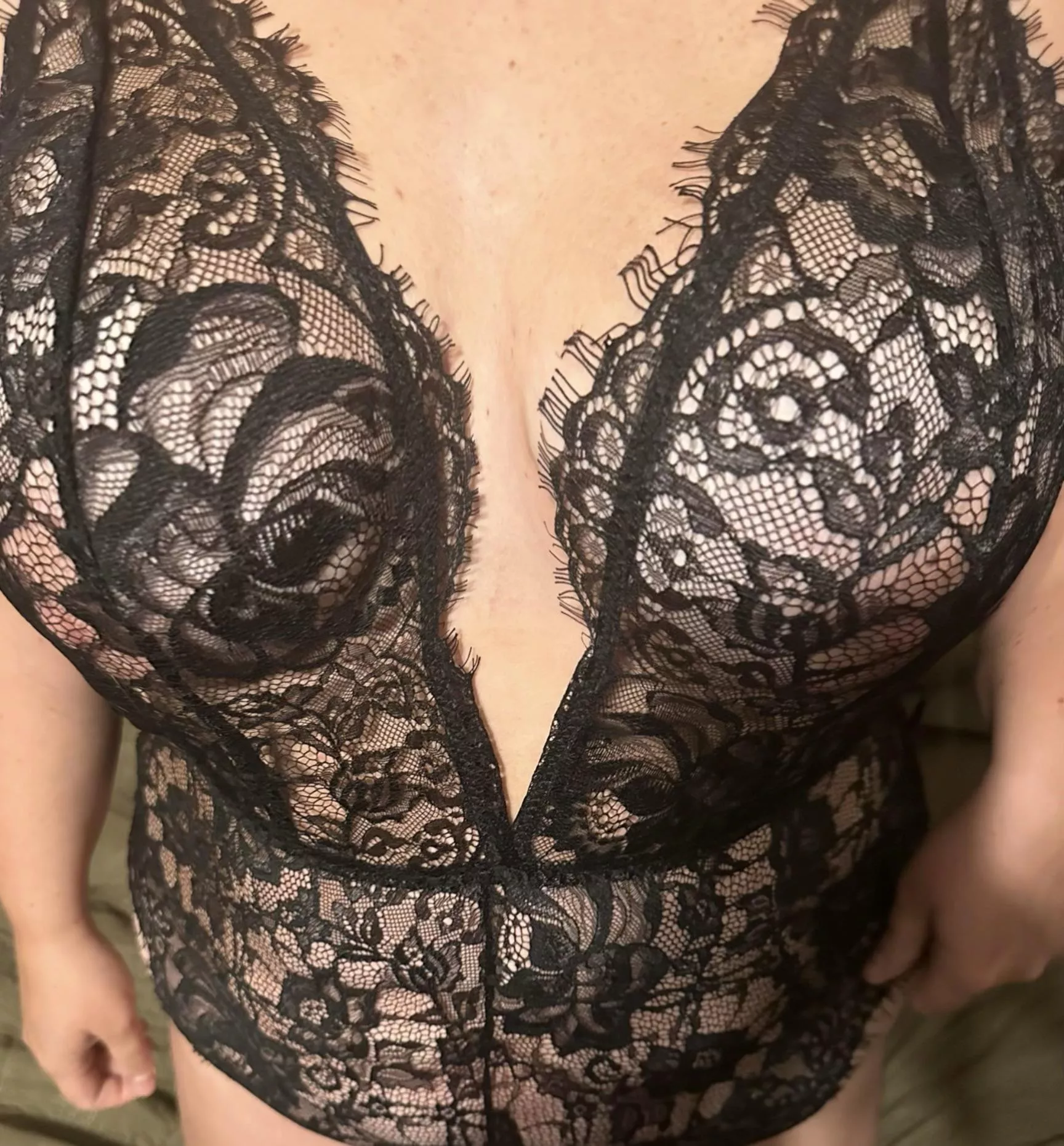 I’m a momma of 2 should I be wearing this