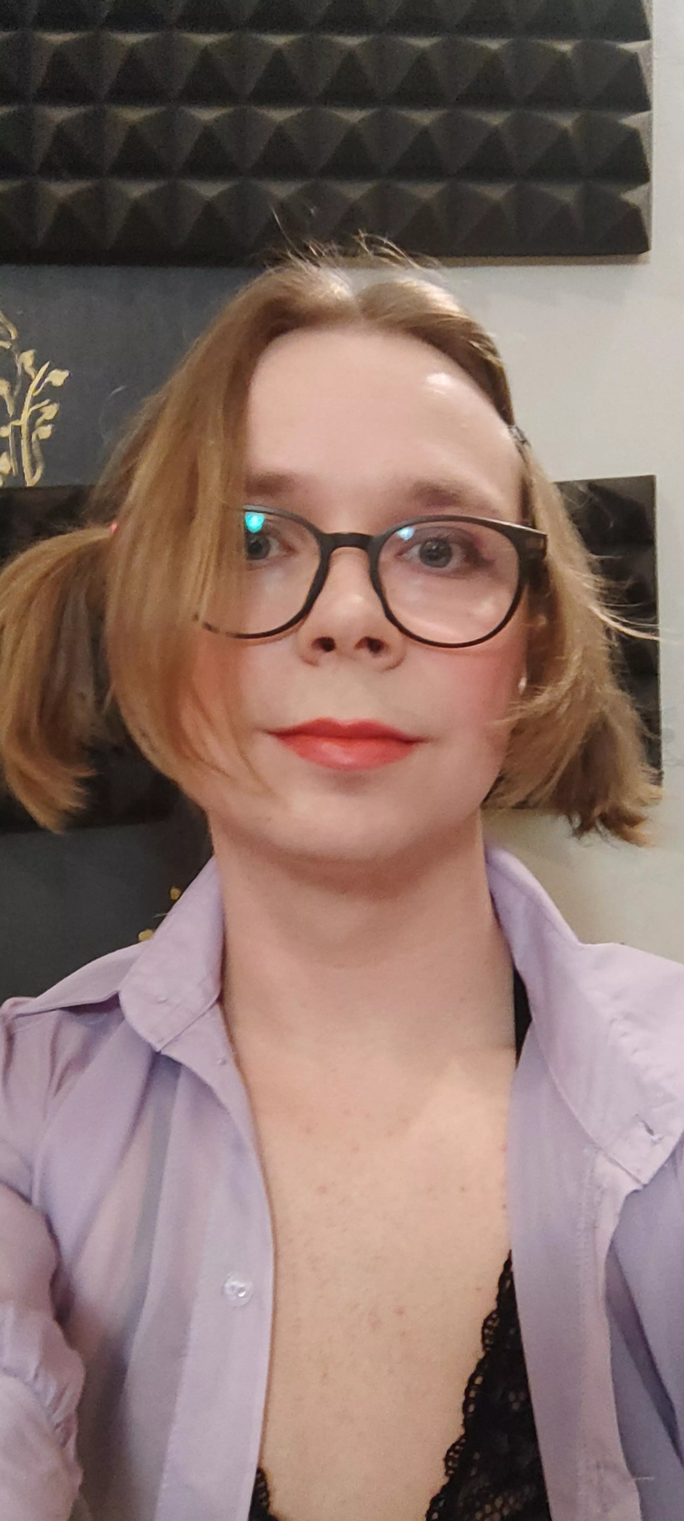 Im a shy little girl. But i can't stop thinking about cocks... I want my face to be covered in cum 🥺