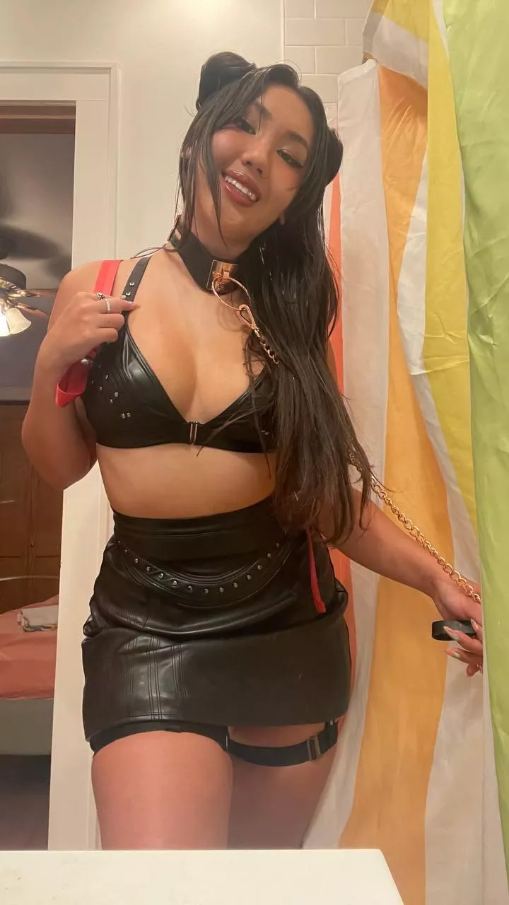 I'm a slut for Halloween this year