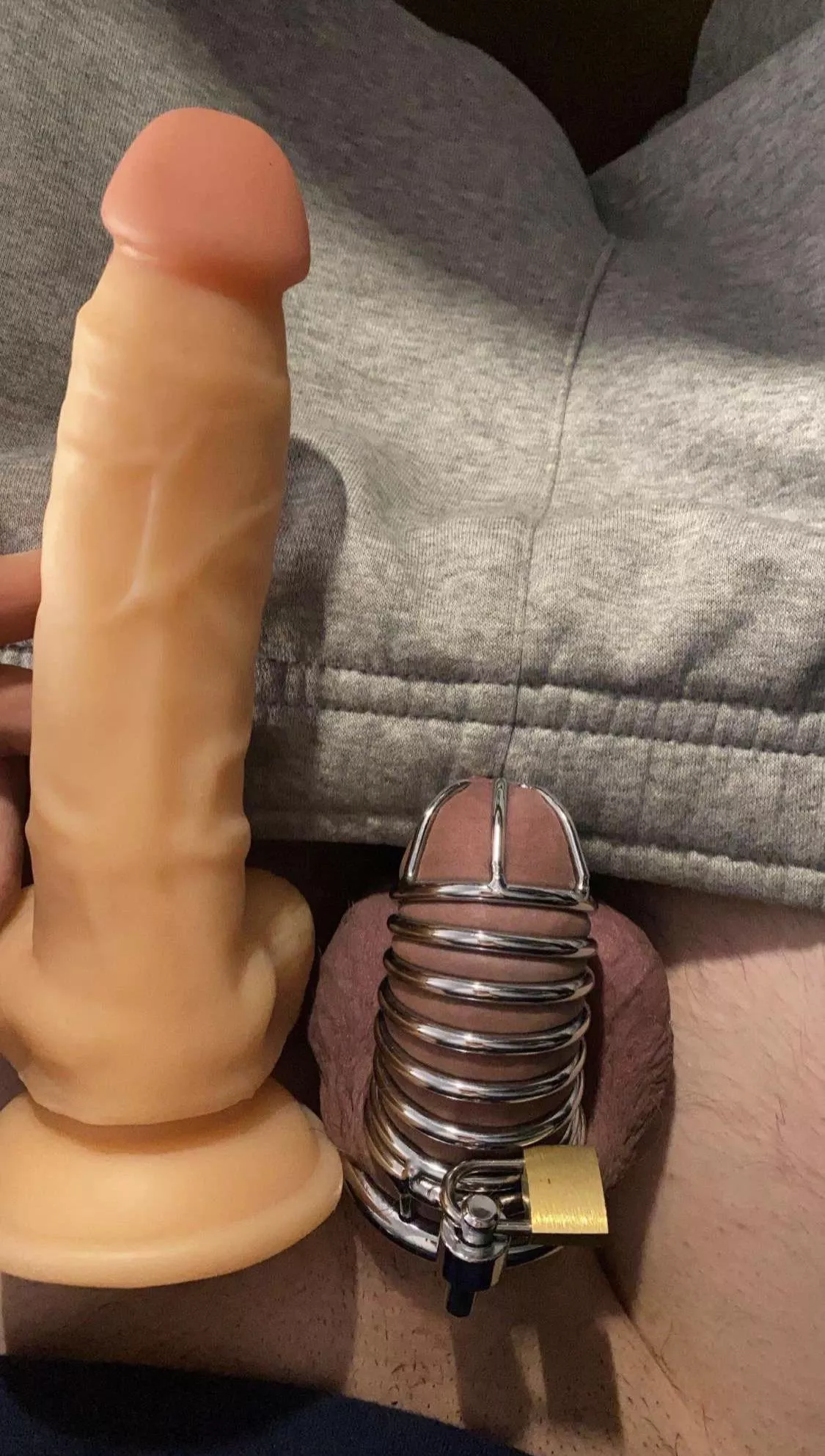 I’m a virgin permanently locked beta cuck😈, and never felt better. Any other 18-24 yo guys my age into this? (18m)