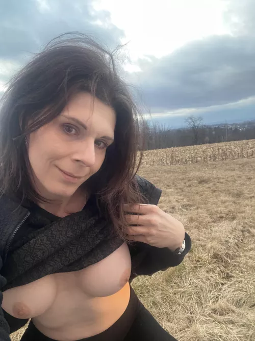I’m all about aging gracefully (41F)