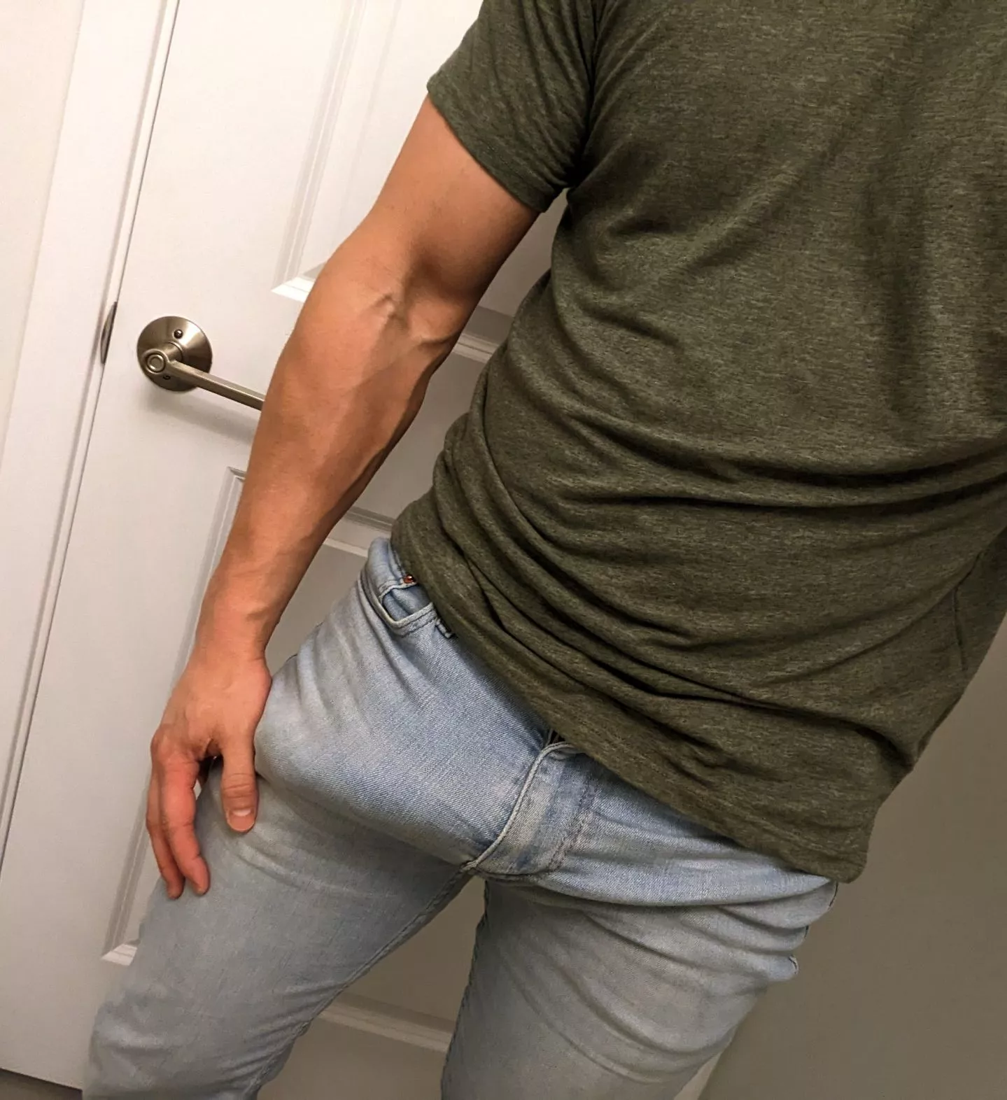 I'm bored and horny!